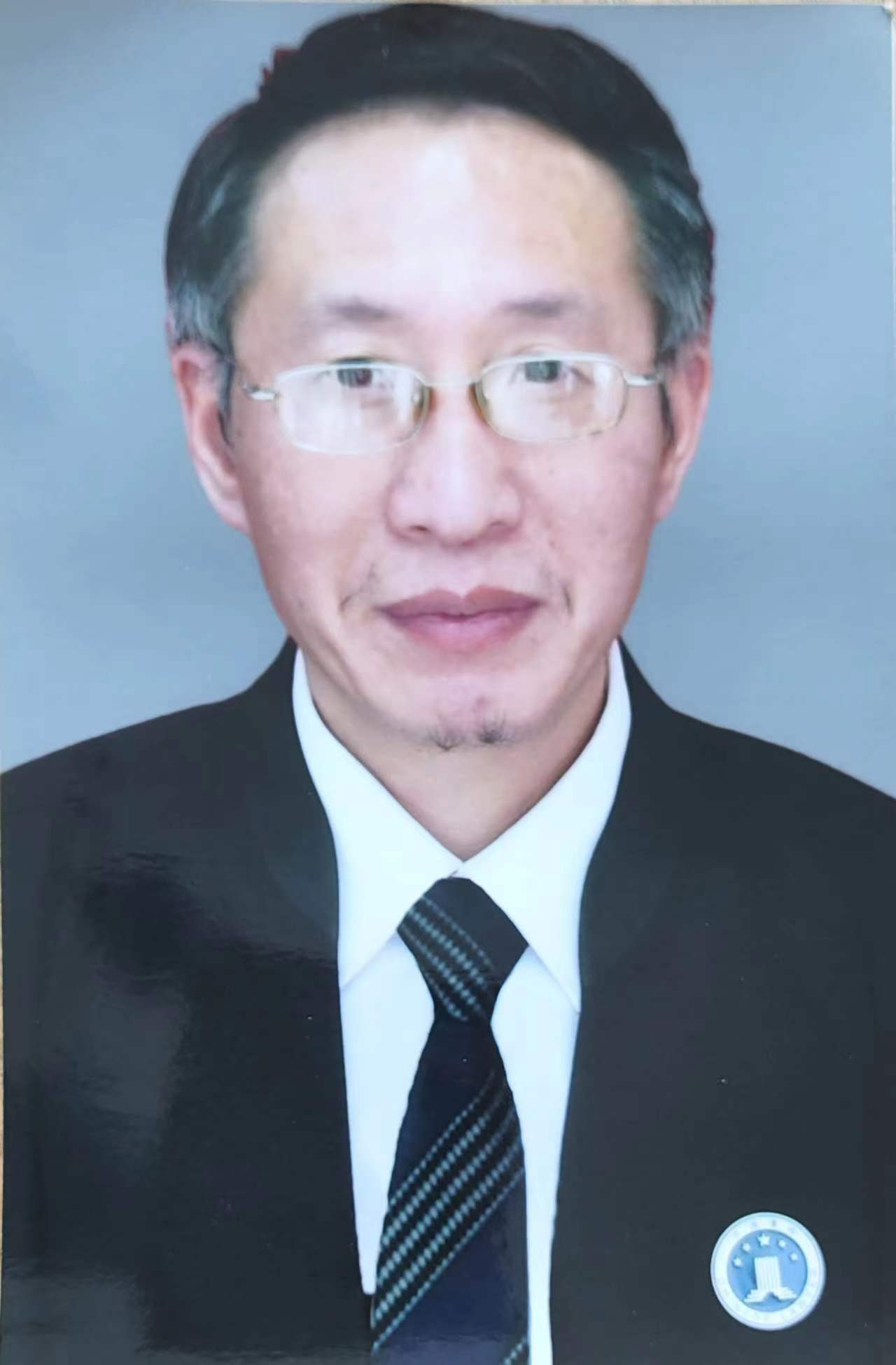 刘根律师